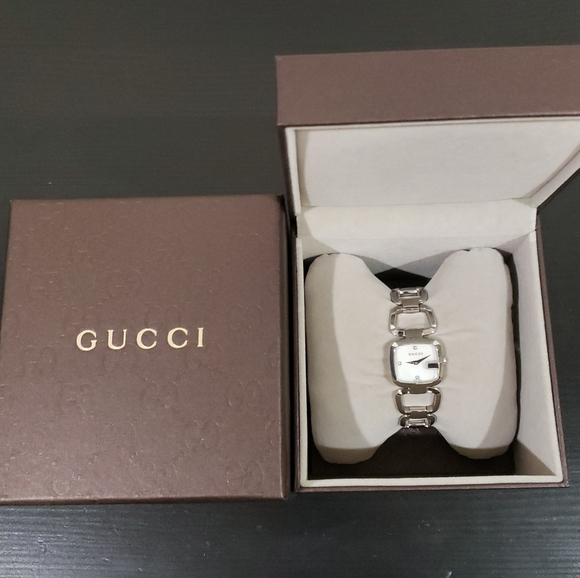 Authentic Gucci Watch - Picture 1 of 4